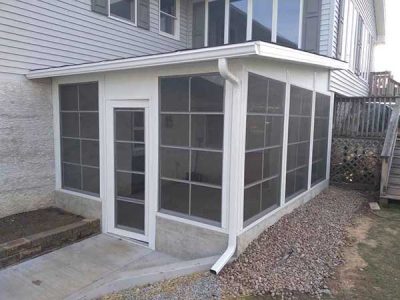 Custom-designed Sunroom Installation